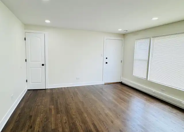 Property at 14015 S Stewart Ave Unit 3W, Riverdale, IL, 60827, 2 beds, 1 bath, [object Object]