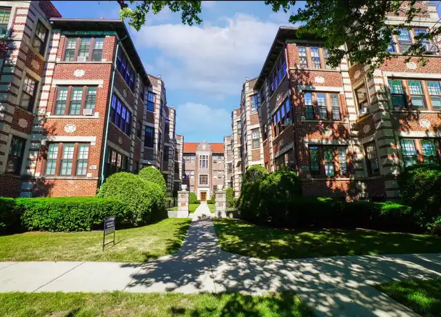 Property at 106 Keeney St Unit 1, Evanston, IL, 60202, 2 beds, 1 bath, [object Object]