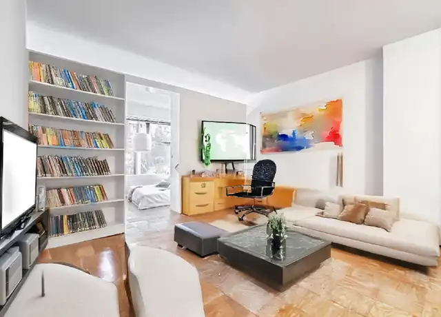 Property at 330 E 46th St Unit 4JJ, New York, NY, 10017, 2 beds, 1 bath, [object Object]