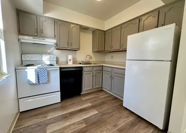 Property at 319 Bellwood Dr Unit 319, Pittsburgh, PA, 15229, 3 beds, 1.5 baths, [object Object]