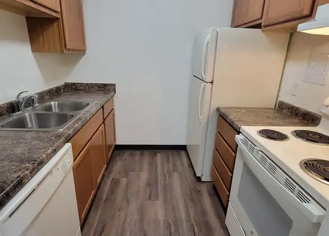 Property at 1220 Severson Dr Unit 3, Sun Prairie, WI, 53590, 1 bed, 1 bath, [object Object]