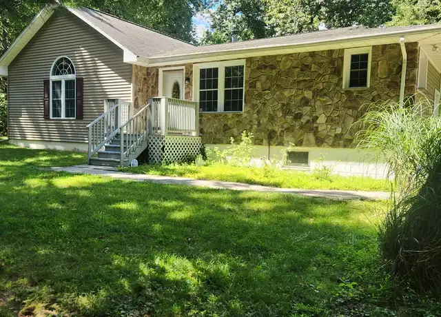 Property at 42 W Old Farm Rd, Hopewell Junction, NY, 12533, 3 beds, 2 baths, [object Object]