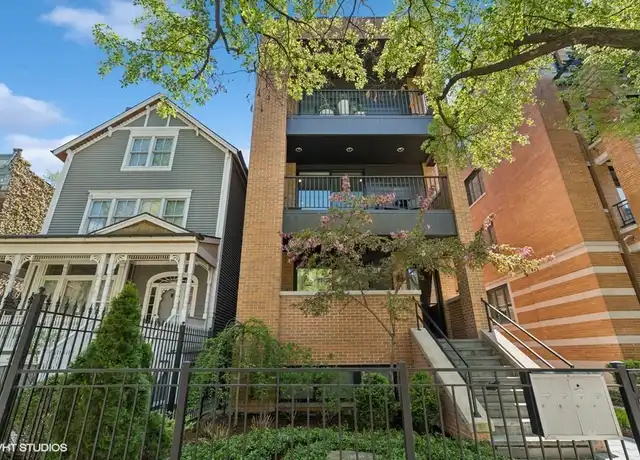 Property at 637 W Melrose St #2, Chicago, IL, 60657, 3 beds, 2 baths, [object Object]