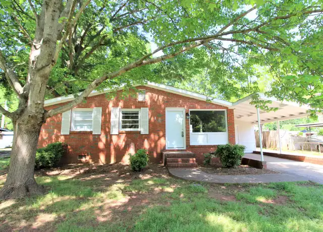 Property at 2021 Choyce Cir, Charlotte, NC, 28217, 3 beds, 1 bath, [object Object]