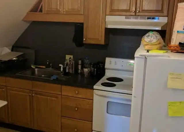 Property at 70 Walden St, Cambridge, MA, 02140, 3 beds, 1 bath, [object Object]