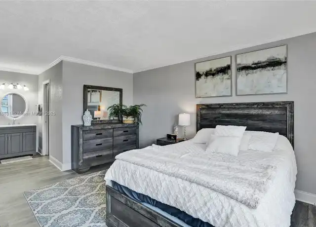 Property at 5100 DuPont Blvd Unit 5N, Fort Lauderdale, FL, 33308, 2 beds, 2 baths, [object Object]