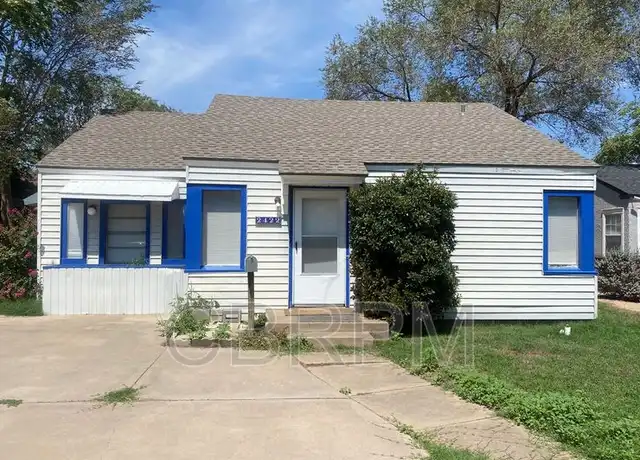 Property at 2422 23rd St, Lubbock, TX, 79411, 2 beds, 1 bath, [object Object]