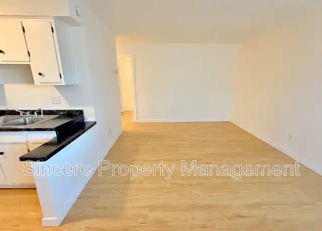 Property at 7145 Melrose Ln Unit 19, Oklahoma City, OK, 73127, 1 bed, 1 bath, [object Object]