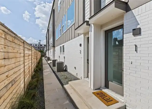 Property at 4911 Belmont Ave #4, Dallas, TX, 75206, 2 beds, 2.5 baths, [object Object]