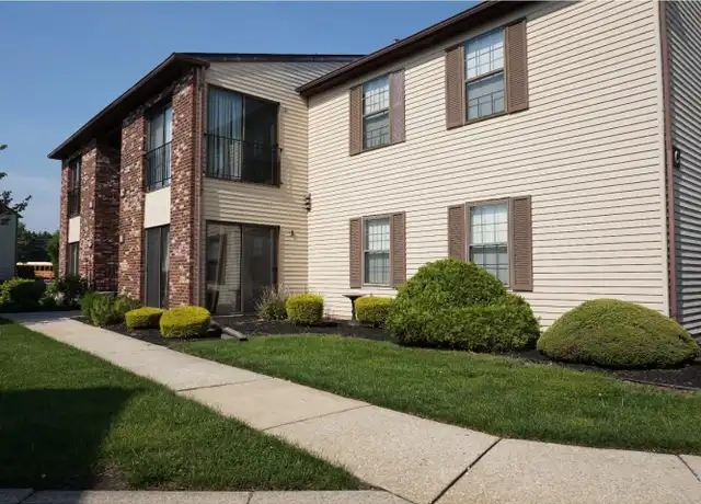 Property at 12 Brighton Pl, Sewell, NJ, 08080, 2 beds, 1.5 baths, [object Object]
