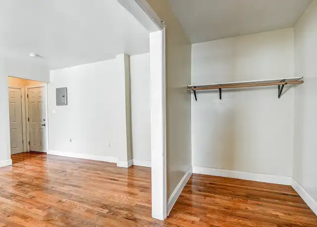 Property at Waylin Manor Apartments - 2020 Garrett Rd, Lansdowne, PA, 19050, 0 beds, 1 bath, [object Object]