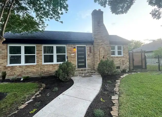 Property at 3020 Arbor St, Houston, TX, 77004, 3 beds, 2 baths, [object Object]