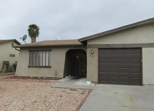 Property at 597 Corona St, Hemet, CA, 92545, 2 beds, 2 baths, [object Object]