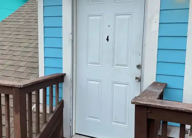 Property at 2914 Avenue K Unit 4, Galveston, TX, 77550, 1 bed, 1 bath, [object Object]