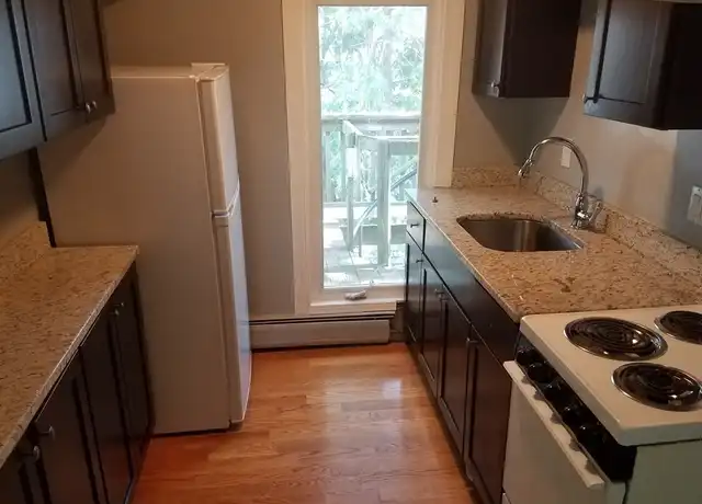 Property at 10 Andria Rd Unit 2, Hyde Park, MA, 02136, 1 bed, 1 bath, [object Object]