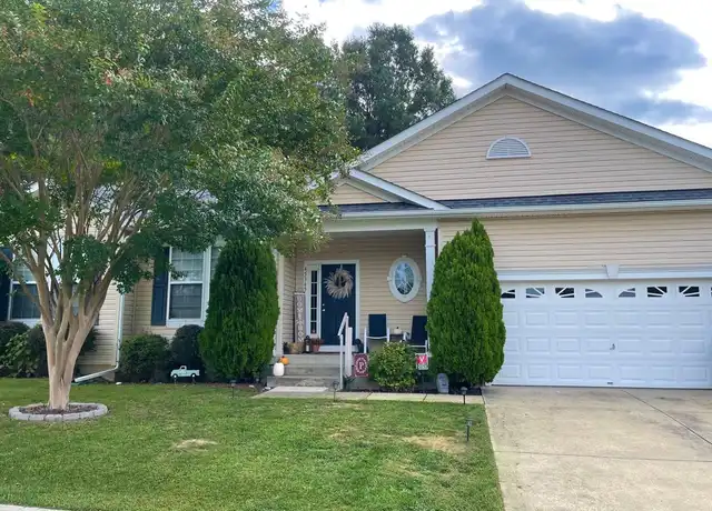 Property at 45365 Monterey Ln, California, MD, 20619, 3 beds, 2 baths, [object Object]