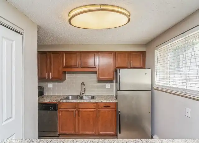 Property at 136 S Pennsylvania St, Denver, CO, 80209, 1 bed, 1 bath, [object Object]