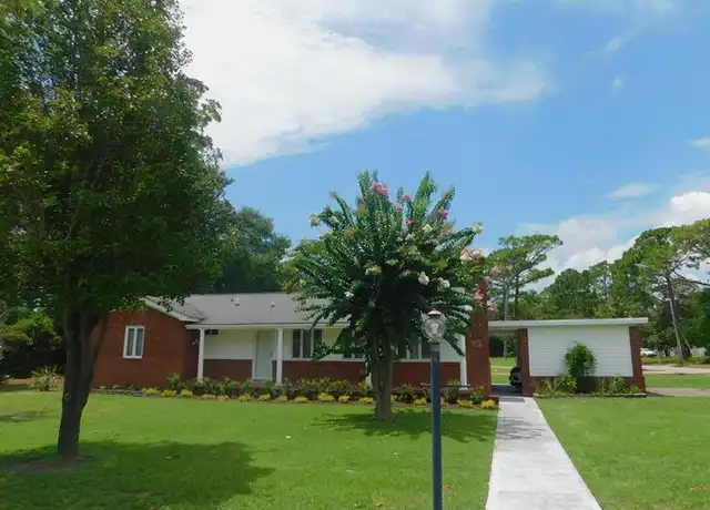 Property at 611 Calhoun Rd, Myrtle Beach, SC, 29577, 3 beds, 2 baths, [object Object]