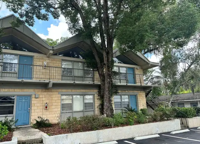 Property at 2212 E Silver Springs Blvd Unit 15, Ocala, FL, 34470, 1 bed, 1 bath, [object Object]