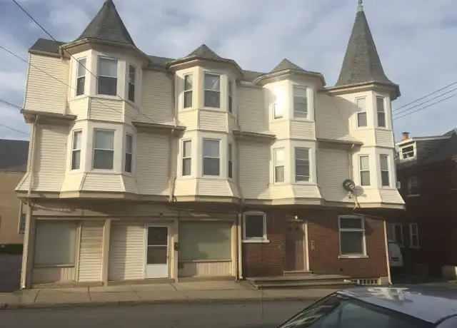 Property at 318-320 W Market St Apt 5, Bethlehem, PA, 18018, 1 bed, 1 bath, [object Object]