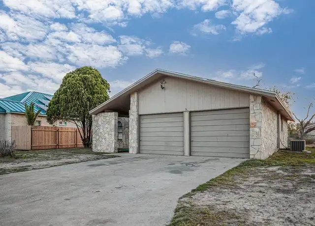 Property at 117 Philemon St, Del Rio, TX, 78840, 3 beds, 2 baths, [object Object]
