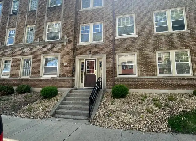 Property at 1827 E Park Pl Unit 6, Milwaukee, WI, 53211, 2 beds, 1 bath, [object Object]