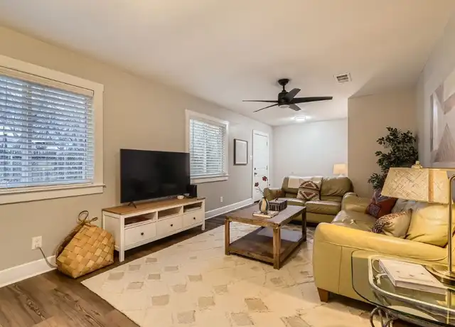 Property at 6108 Calmar Cv Unit B, Austin, TX, 78721, 3 beds, 1 bath, [object Object]