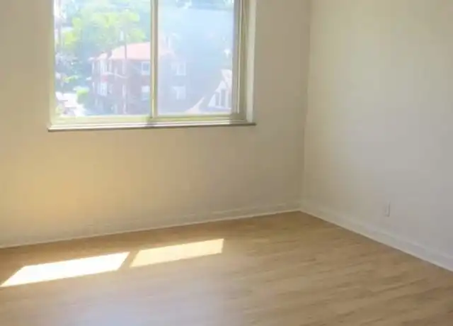 Property at 5712 Phillips Ave Unit B6, Pittsburgh, PA, 15217, 1 bed, 1 bath, [object Object]