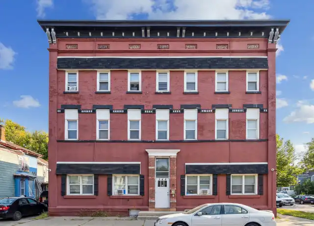 Property at 348 Maria Ave Unit 32, St Paul, MN, 55106, 2 beds, 1 bath, [object Object]