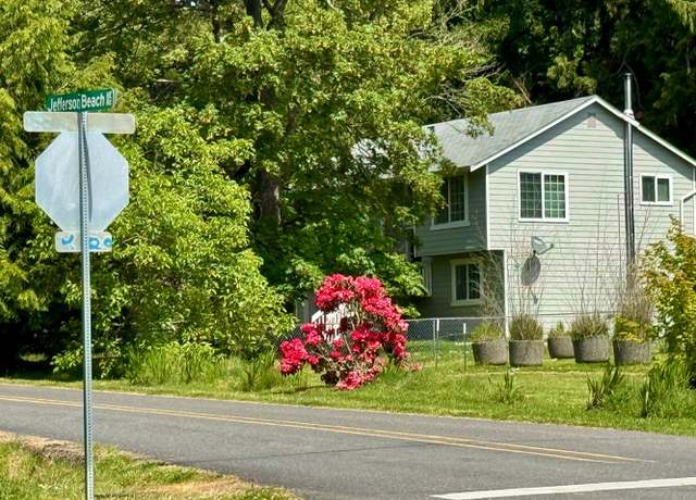 Photo of 20464 Jefferson Beach Rd NE, Kingston, WA 98346