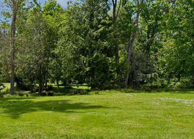Photo of 20464 Jefferson Beach Rd NE, Kingston, WA 98346