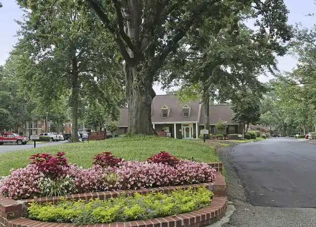 Property at Stevens Creek Commons - 100 Bon Air Dr, Augusta, GA, 30907, 1-2 bed, 1-2 bath, [object Object]