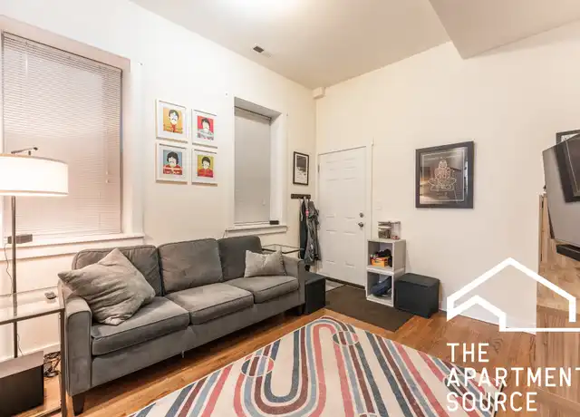 Property at 2146 W Chicago Ave Unit 1R, Chicago, IL, 60622, 2 beds, 1 bath, [object Object]