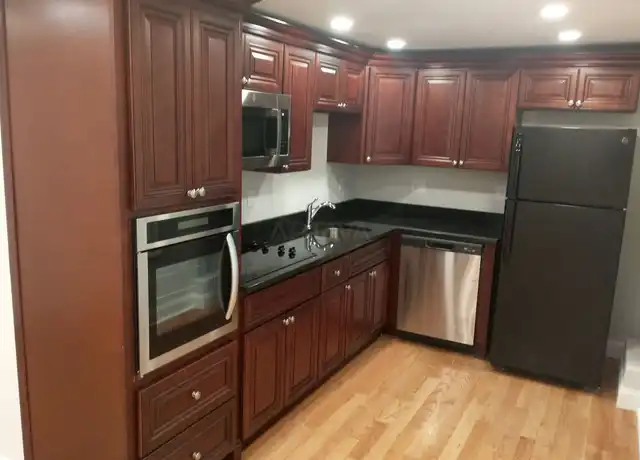 Property at 101 Morse St Unit 111, Watertown, MA, 02472, 1 bed, 1 bath, [object Object]