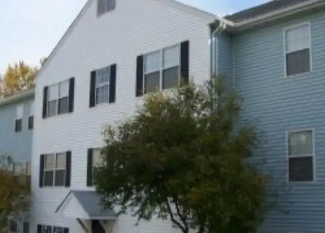 Property at 220 Duke St, Culpeper, VA, 22701, 2 beds, 1 bath, [object Object]
