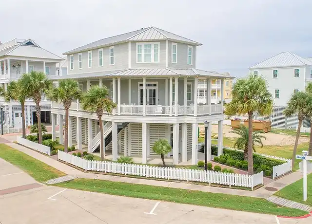 Property at 817 Positano Rd, Galveston, TX, 77550, 4 beds, 4.5 baths, [object Object]