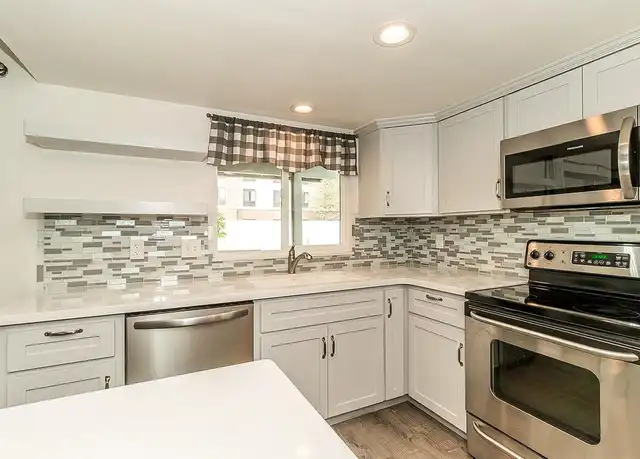 Property at 610 E Magill Ave, Fresno, CA, 93710, 2 beds, 2 baths, [object Object]
