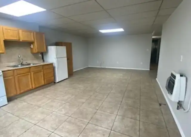 Property at 25 S Main St, Montgomery, PA, 17752, 4 beds, 1 bath, [object Object]