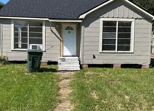 Property at 1190 Campus St, Beaumont, TX, 77705, 2 beds, 1 bath, [object Object]