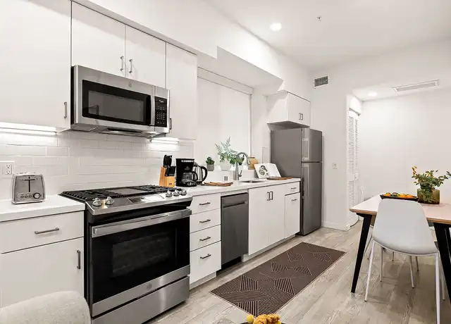 Property at Solaire Oxford - 660 N Oxford Ave, Los Angeles, CA, 90004, 5 beds, 4 baths, [object Object]