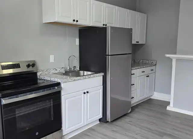 Property at 120 Cooke St Unit 1S, Waterbury, CT, 06710, 2 beds, 1 bath, [object Object]