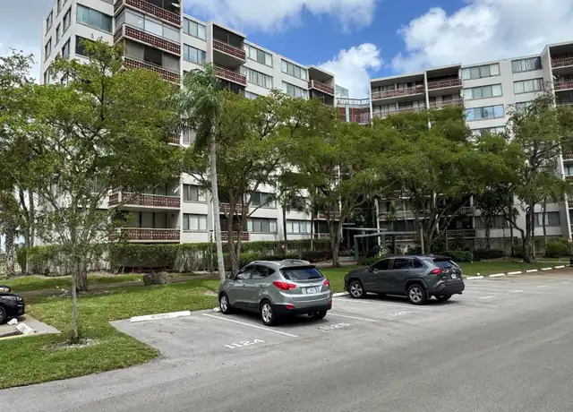 Property at 4222 Inverrary Blvd #4306, Lauderhill, FL, 33319, 1 bed, 1 bath, [object Object]