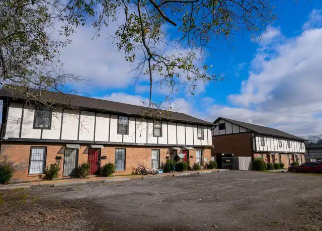 Property at 4882 S McRaven Rd Unit NEW2 C, Jackson, MS, 39209, 2 beds, 1.5 baths, [object Object]