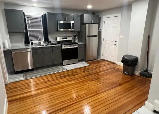 Property at 122 Central Ave Unit 1, Boston, MA, 02136, 2 beds, 1 bath, [object Object]