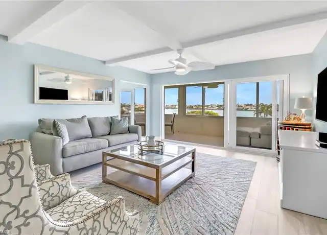 Property at 3420 Gulf Shore Blvd N #31, Naples, FL, 34103, 2 beds, 2 baths, [object Object]