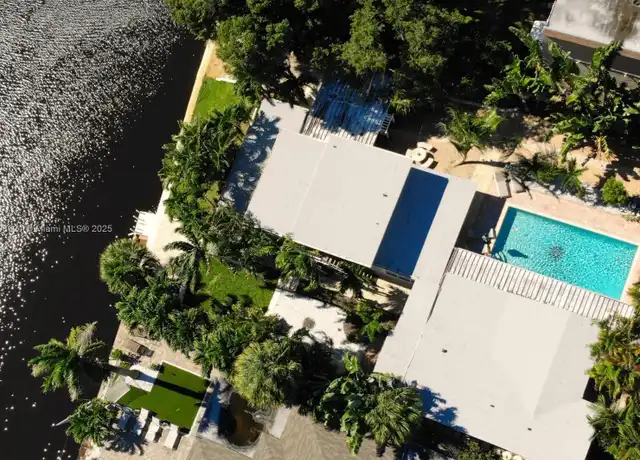 Property at 1310 NE 30th St Unit 5, Oakland Park, FL, 33334, 2 beds, 2 baths, [object Object]
