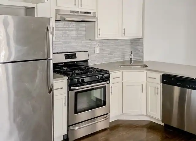 Property at 5168 N Leavitt St, Chicago, IL, 60625, 2 beds, 1 bath, [object Object]