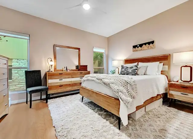 Property at 1509 W 39th 1/2 St #105, Austin, TX, 78756, 1 bed, 1 bath, [object Object]