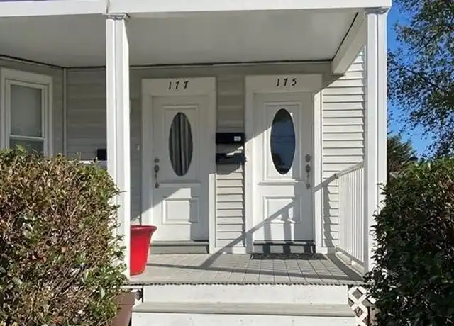 Property at 175 6th Ave Unit 2, Woonsocket, RI, 02895, 2 beds, 1 bath, [object Object]