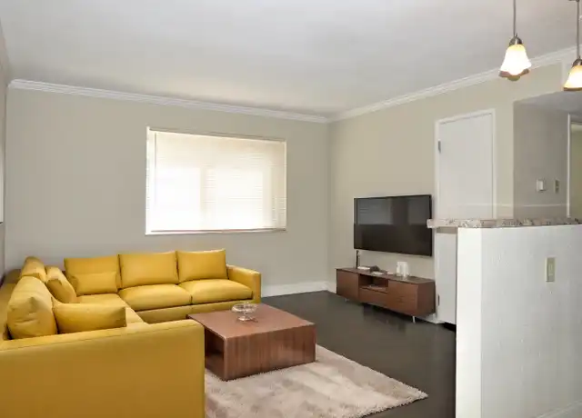 Property at 4313 Walker Ln, St. Louis, MO, 63121, 1 bed, 1 bath, [object Object]